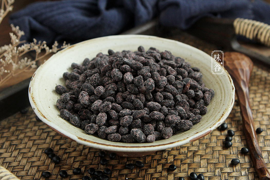 女人不想老得快，拿它当零食，润肤养颜