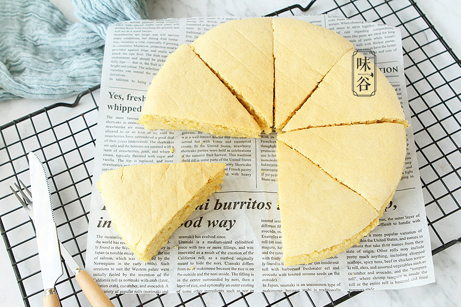 秋天多给孩子吃这蛋糕，不用面粉不用水，常吃健脾益胃，增强体质