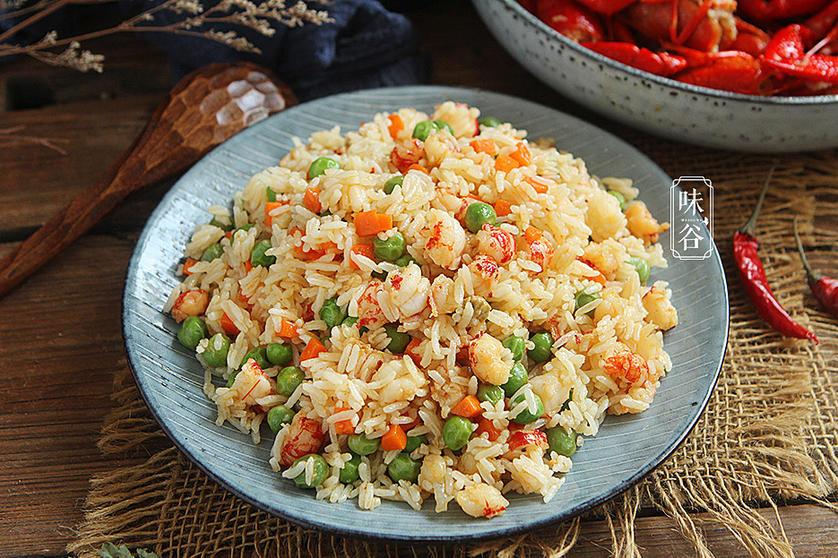 解锁小龙虾新吃法，饭店都吃不到，色香味俱全，孩子特爱吃！