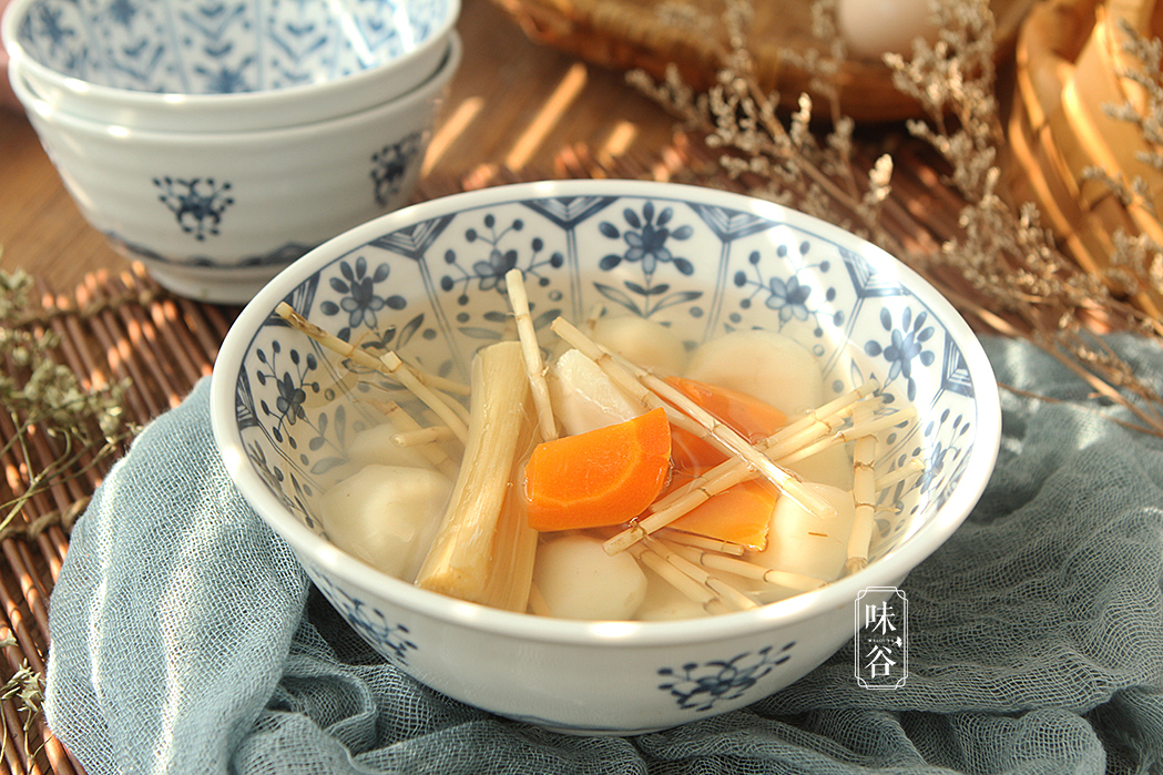 初秋干燥易上火，多给家人喝这汤，清热消暑降火，我家一周喝3次