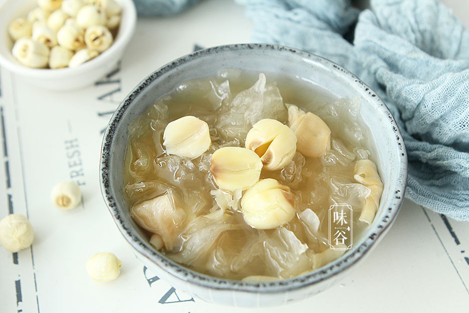 女人不想老得快，这汤再贵也要喝，双重胶原蛋白，胜过敷面膜