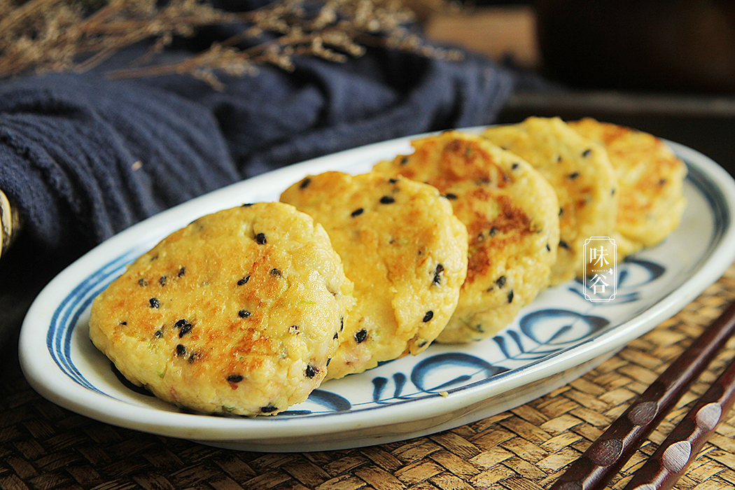 夏天，我常给孩子做这早餐饼吃，少盐少油更健康，多吃猛长大高个