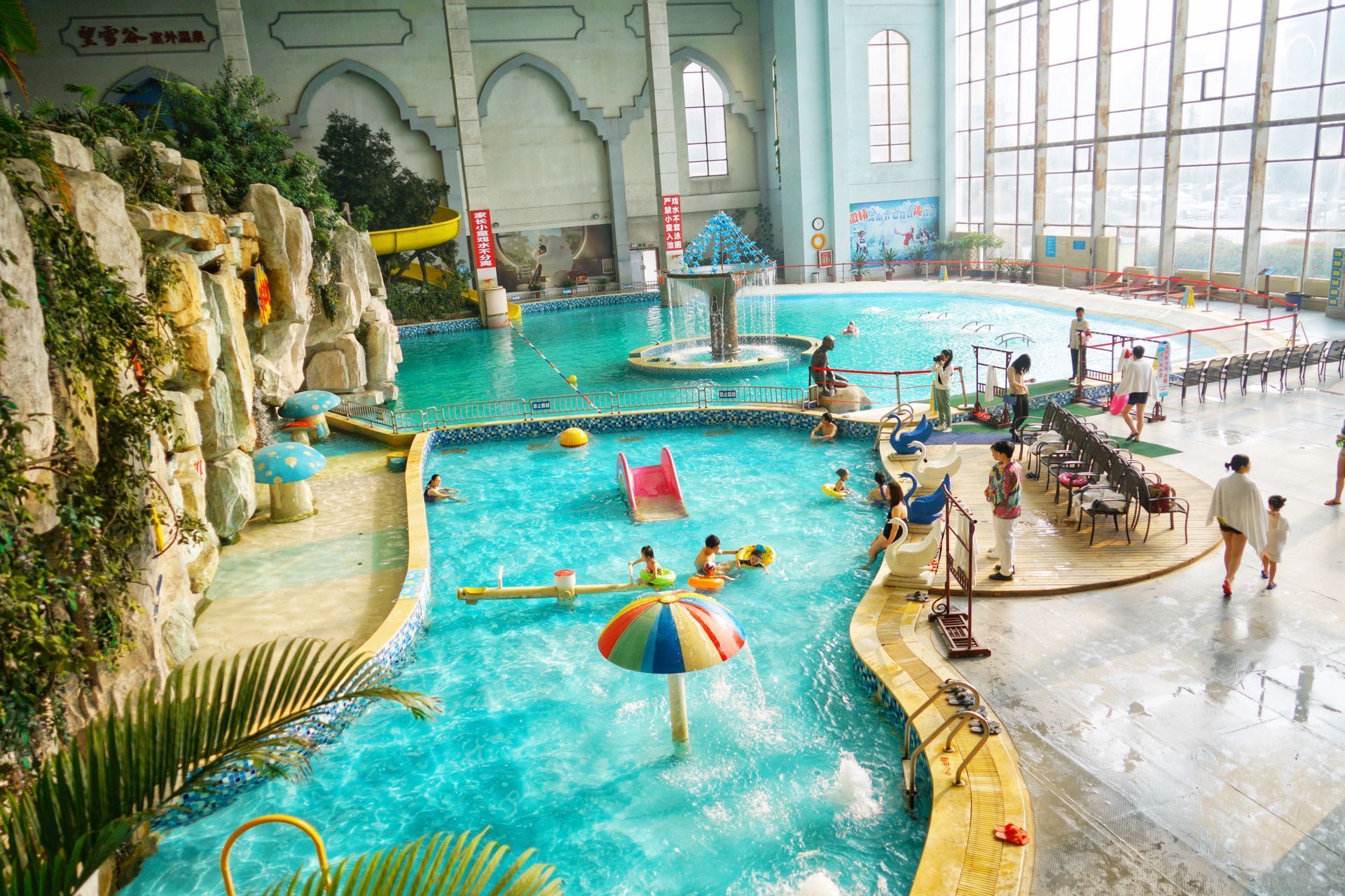 春节亲子旅行首选目的地推荐，西北最大的温泉世界享受冰火两重天的美妙