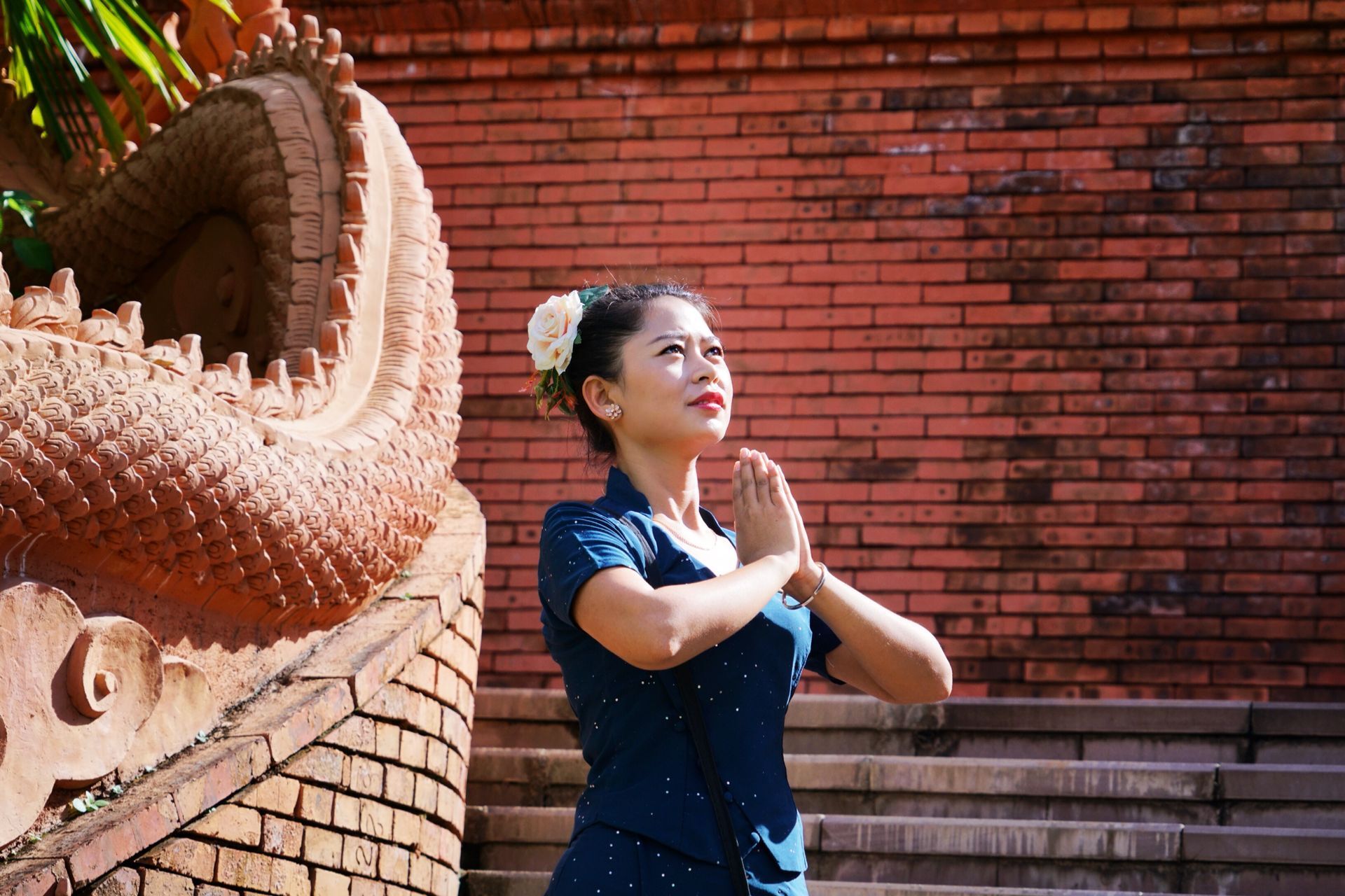 西双版纳傣王宫，享受大象按摩的神奇