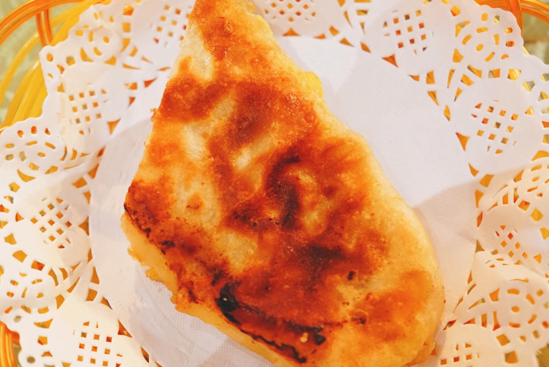 一道小吃已经200多年的历史，成了聊城人日常必吃的早餐