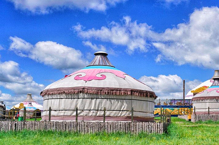 呼伦贝尔深处的蒙古魂游牧部落，这里有世界最大的蒙古包