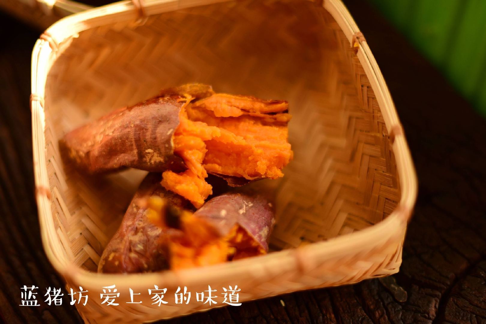 宝宝便秘多喝水没用！这类辅食少不了，软嫩好消化，久吃不腻