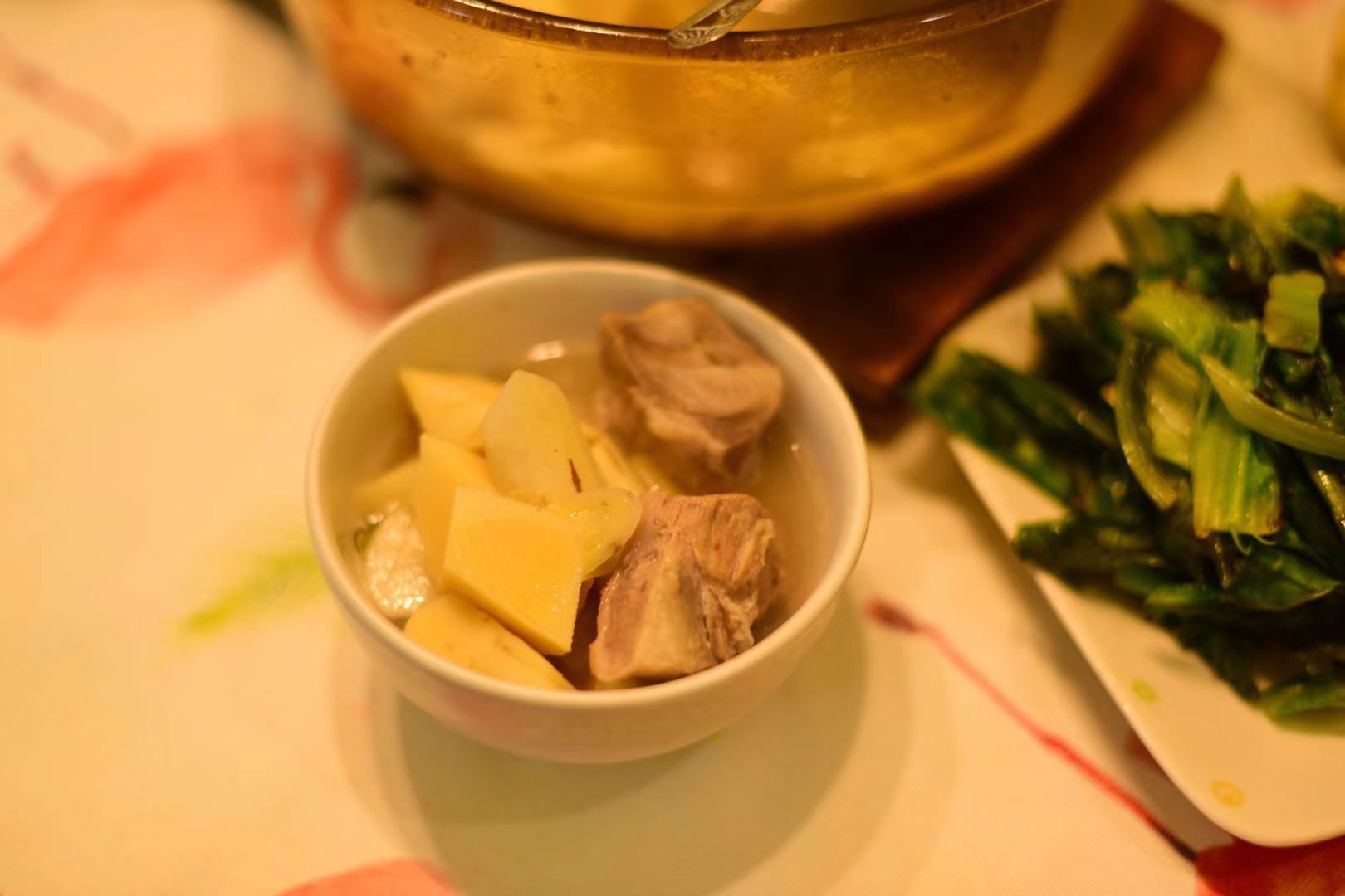 推荐一款辅食汤的做法，食材丰富又美味，不怕宝宝缺营养