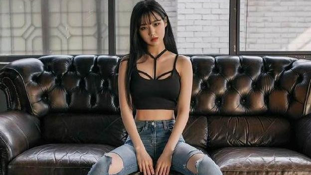 我的心事，蒸发成云，再下成雨却舍不得淋湿你