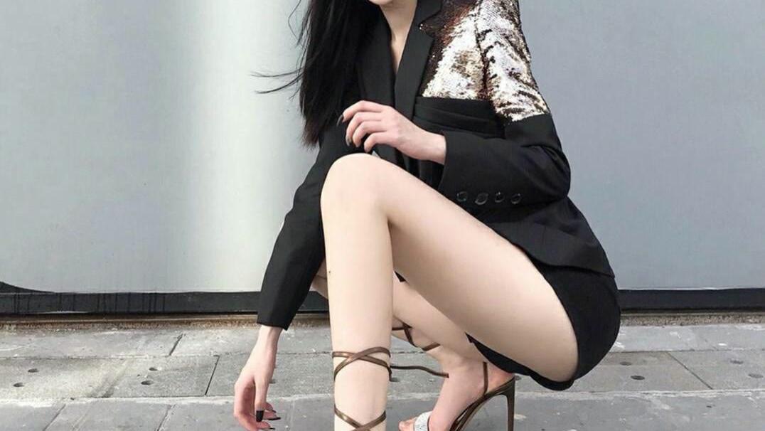 爱情看破了，不过是聚散；红尘看破了，不过是浮沉