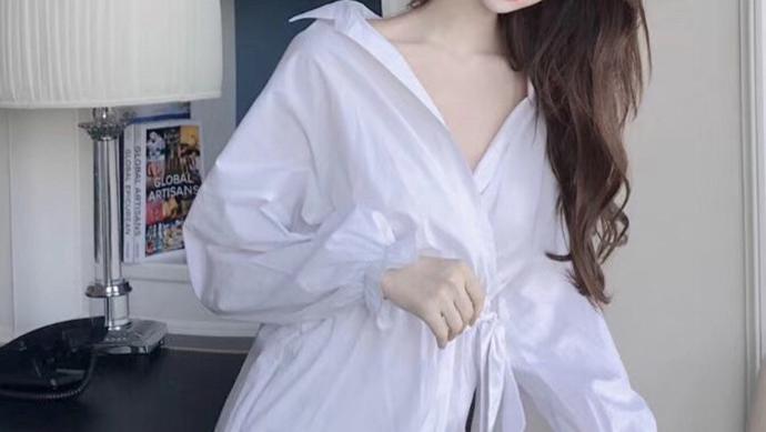 甜美小少妇，白色衬衣裙，打造优雅干练气质