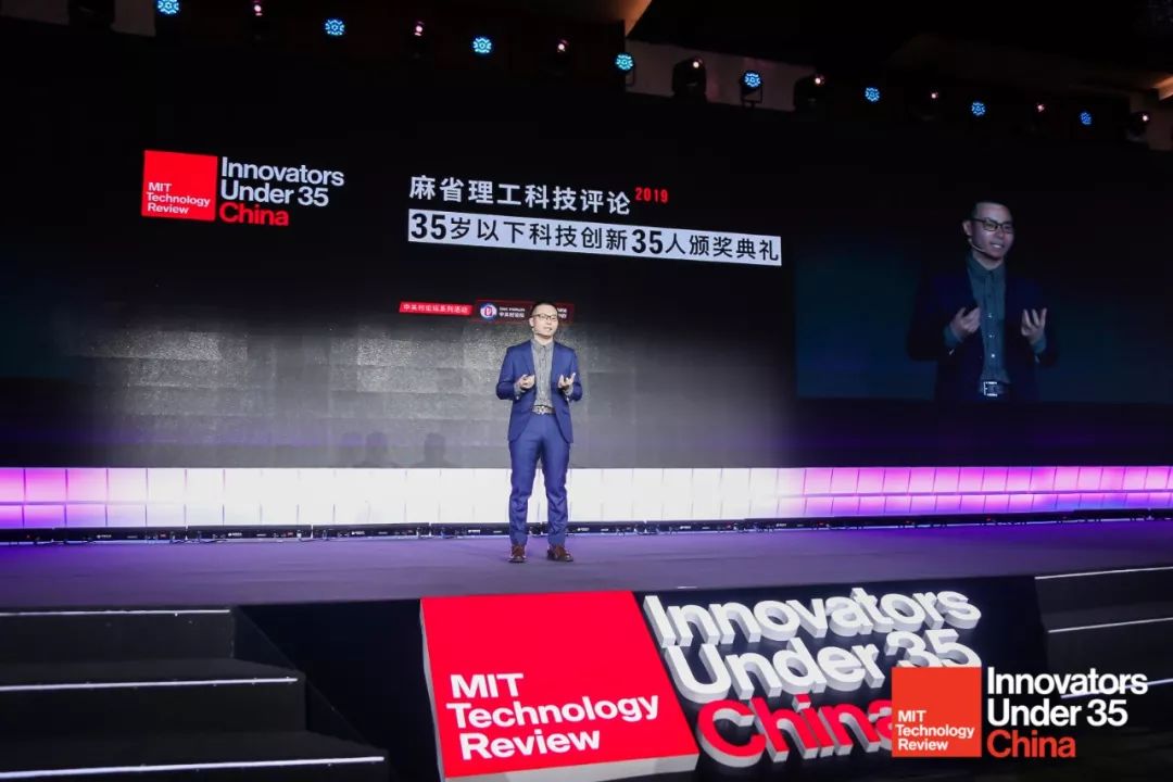 邓磊：“0学姐学长”的7年，国内首个类脑计算博士造出一颗登上Nature的芯片 | “35岁以下科技创新35人”中国榜单专栏