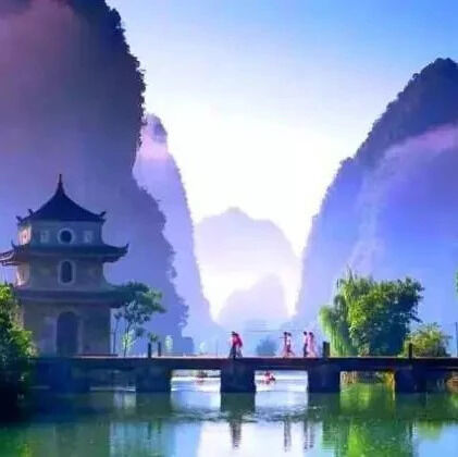 媲美桂林，这个小城养在深闺少为人知，却美得出奇！