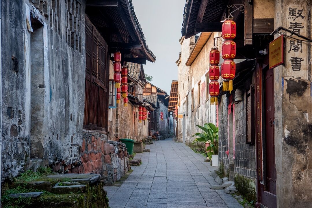 湖南湘西第一古镇，比丽江大研早1400年，比凤凰古城早九百年！