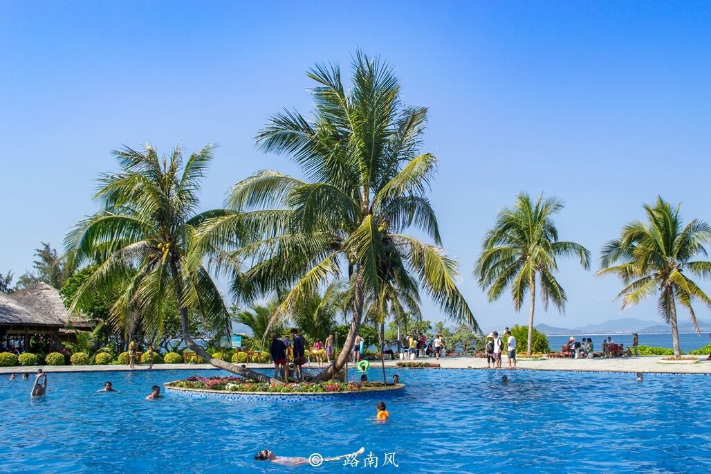 三亚最好看的小岛，每次去都很迷恋，感觉美极了！