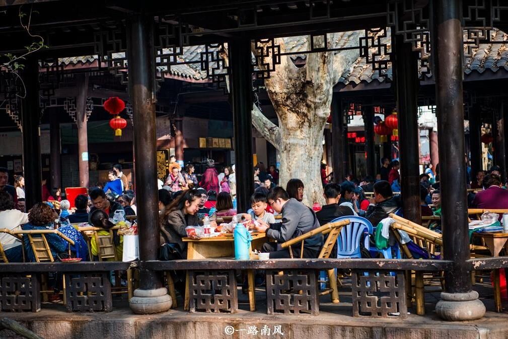 中国第一&ldquo;懒城&rdquo;，当地人最爱吃吃喝喝，就在四川！