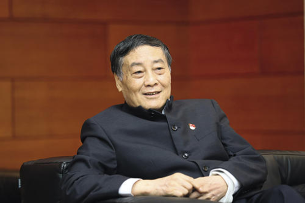 考虑上市、换掉王力宏、准备卖奶茶，70后宗庆后谋变？