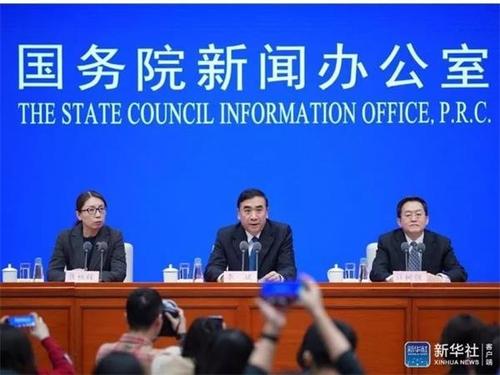 还原“超级传播者”传染路径 武汉医生：疫情刚开始“整个不让说”