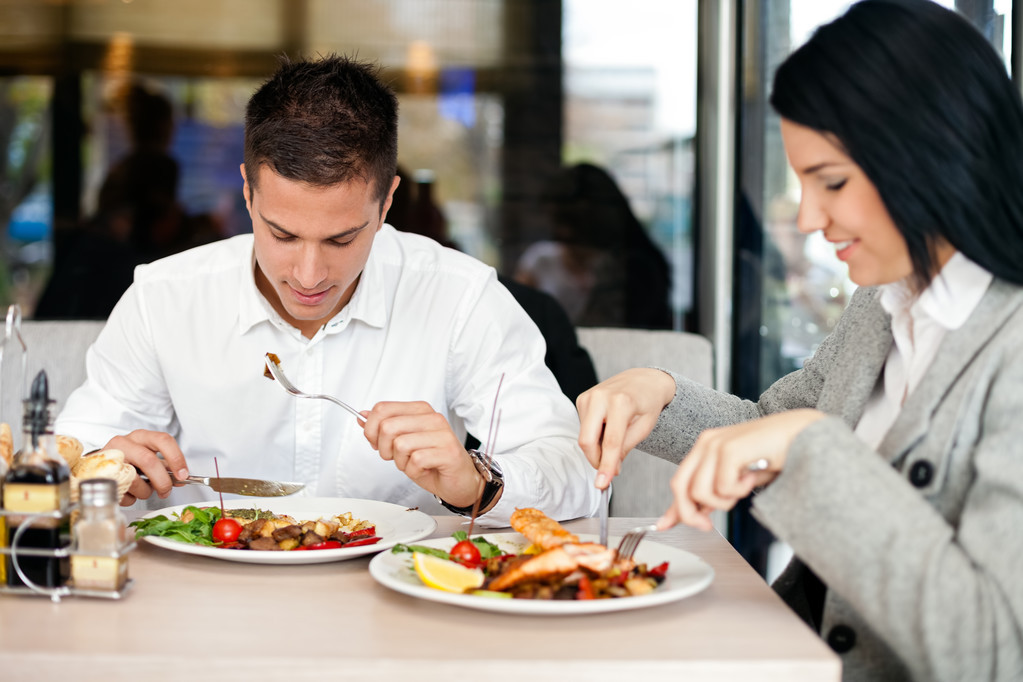 无论男女，50岁是寿命决定期，长寿还是短命，就看能否坚持五件事