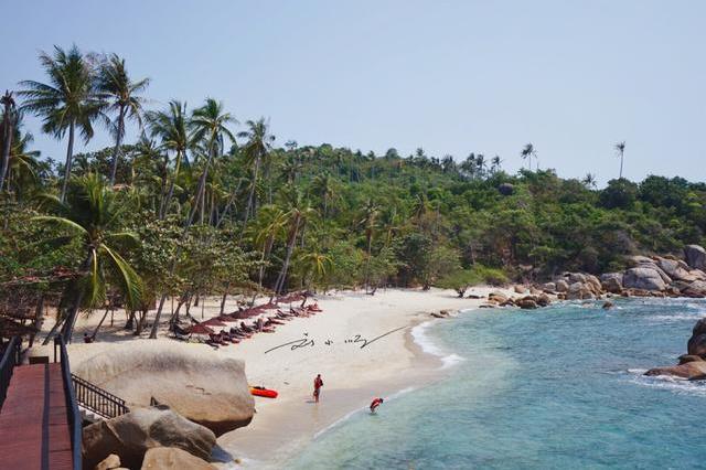 泰国“最浪漫”的海岛，交通不方便，消费也很贵，但游客都抢着去