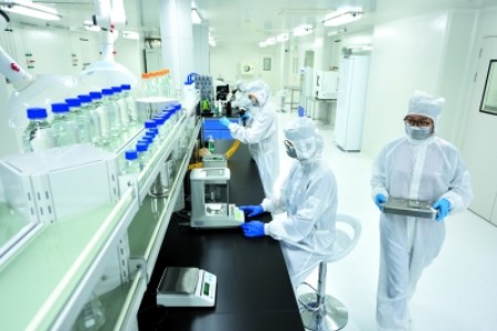 微信钱包能领取“国家口罩补贴”