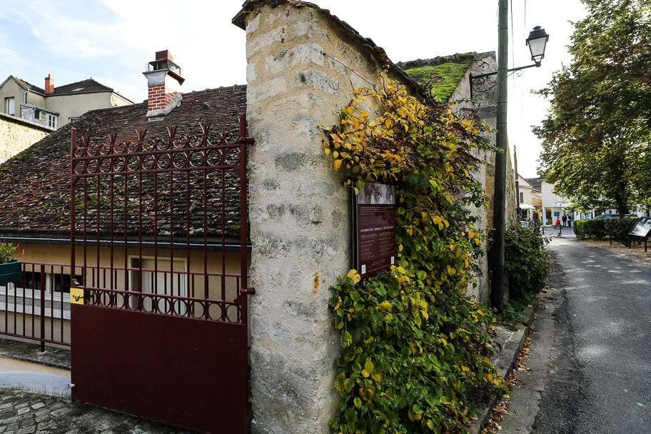 法国奥威尔小镇，梵高最后的时光在这里，并创作了无数名作