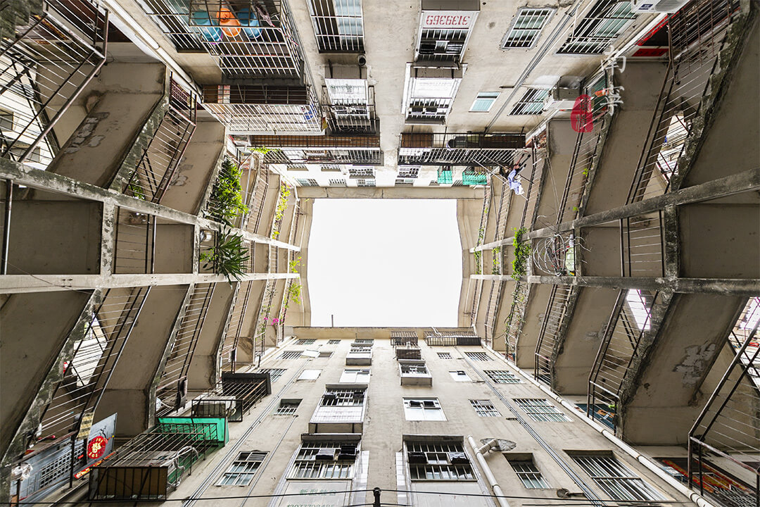 南宁最后的鸳鸯楼，有人住了30几年不想走，有人想搬却没钱买房