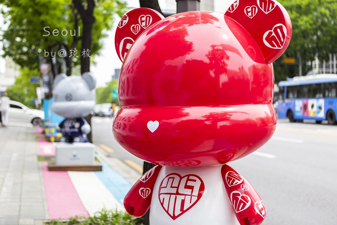 一次遇到10个超人气偶像团体是什么体验？去韩国这条街就可以实现