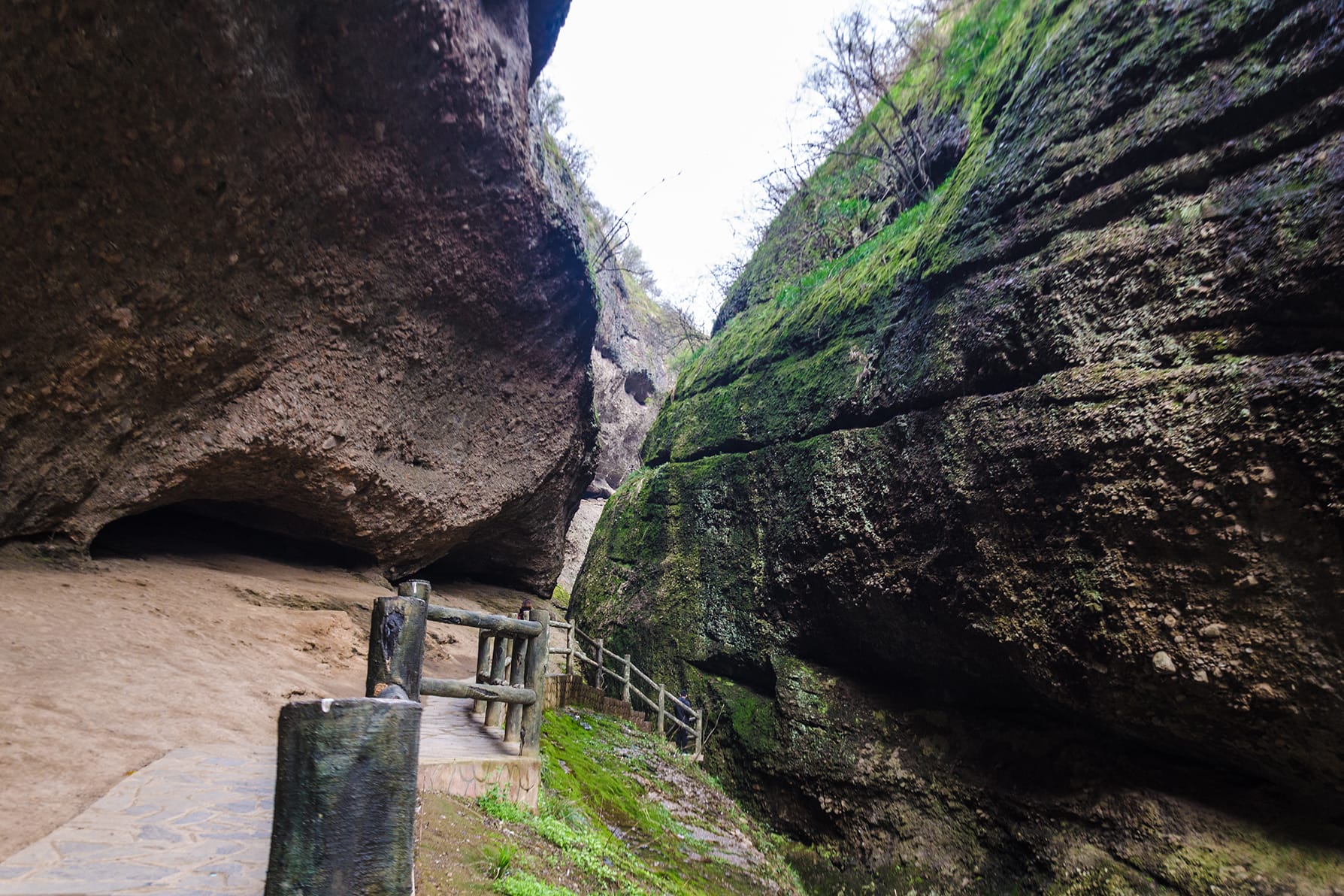 安徽竟藏着一个中国版&ldquo;东非大裂谷&rdquo;，长1500米，知道的人却不多