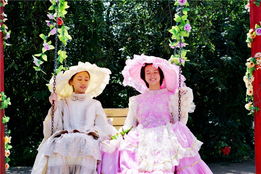 中俄边境上有一个如画般的魅力小镇，体验一天地道俄罗斯族人生活