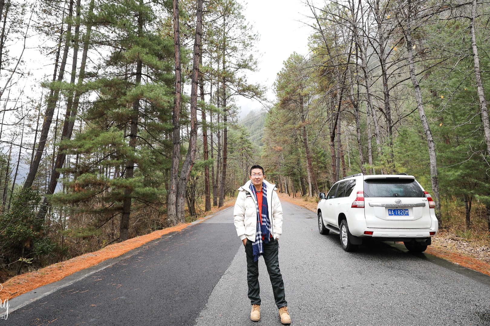 西藏自驾路上男士个人特写怎么拍？记住这几条就能够解决了