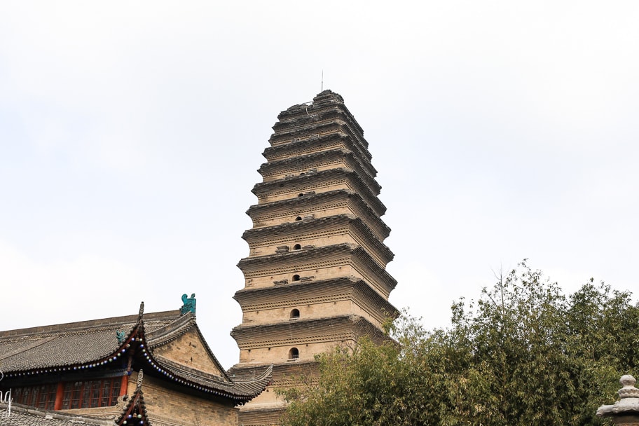 西安不倒翁小姐姐再红，也不如西安这个千年不倒翁的唐代佛塔