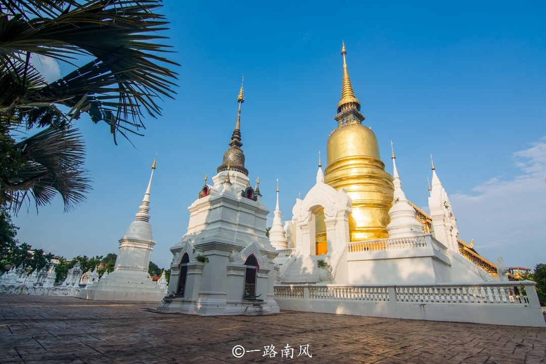 泰国迷人小城，170万人口却有300多座寺庙，到处都是中国游客