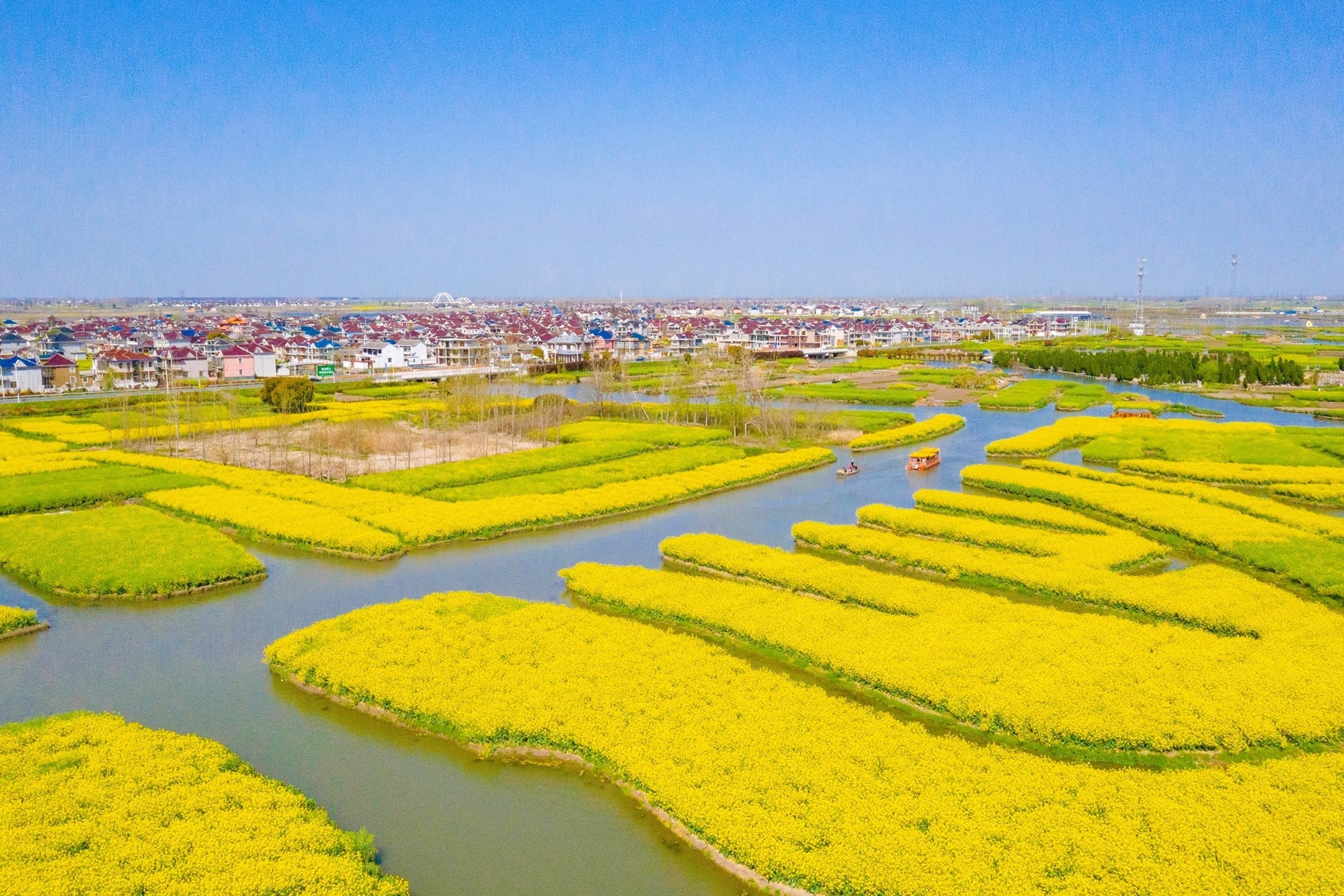 碧水东罗，藏在油菜花中的田园乡村，央视《航拍中国》曾在此取景