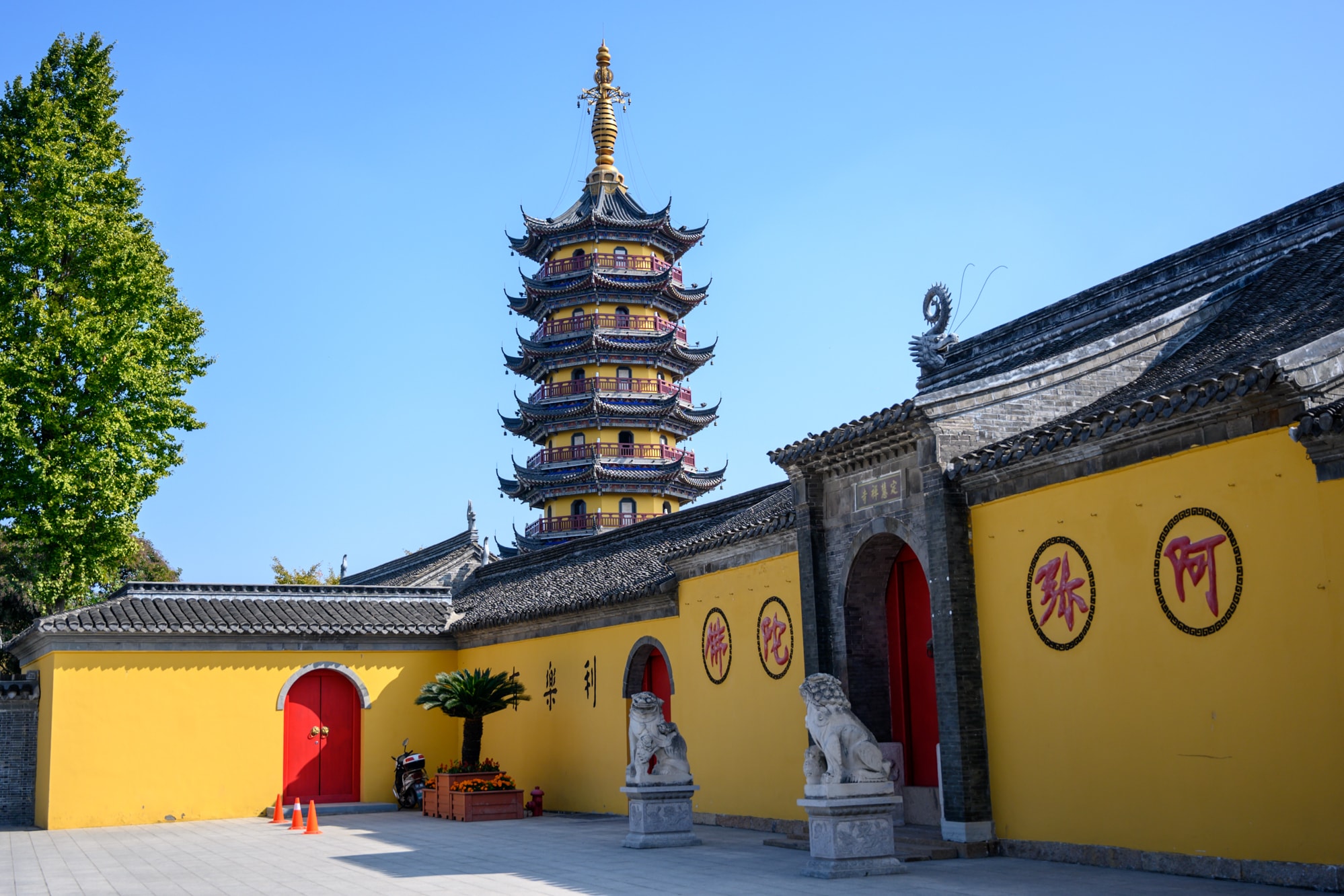 江苏最“奇观”的隋代古刹，寺院山门朝北，至今已1400多年历史