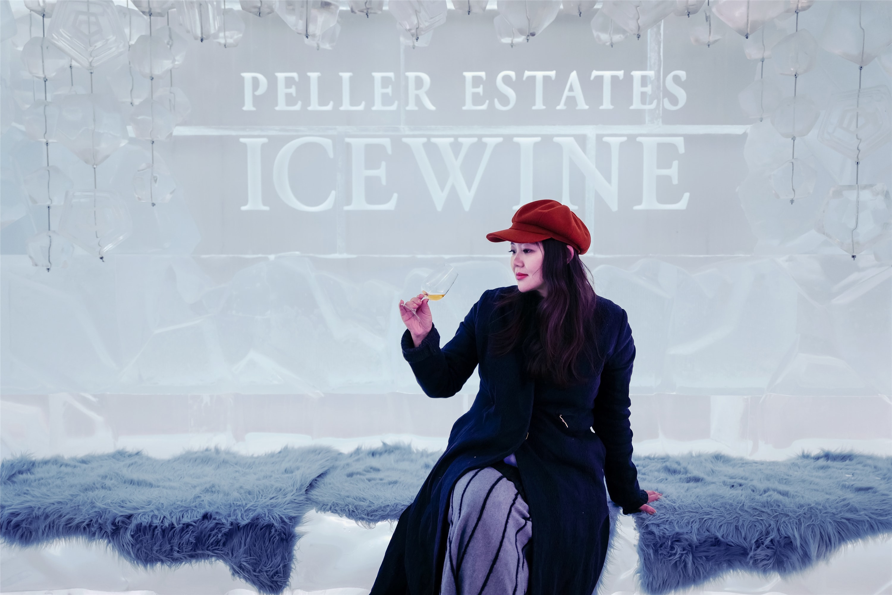 在-10℃冰窖里品尝最纯正的冰酒！加拿大皮勒酒庄的梦幻品酒之旅