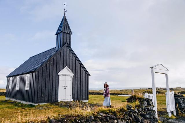 冰岛最神秘的黑教堂，已经存在了300多年，却一直严禁入内