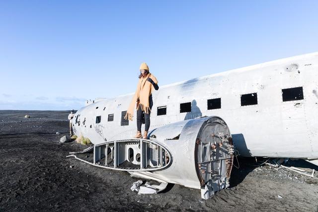 冰岛知名景点，只有一架飞机残骸，却被评为最佳婚纱拍摄地之一