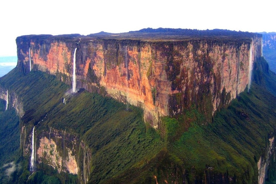 世界上最高瀑布，相当于13个黄果树瀑布，被誉为天使瀑布