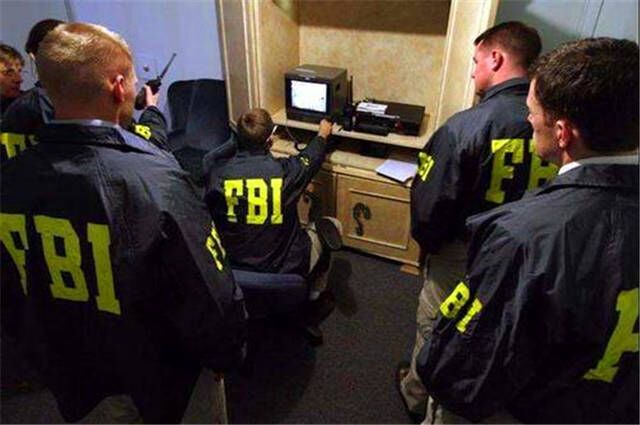 “我偷了佩洛西电脑”！FBI逮捕突袭国会女子：欲把硬盘寄到克格勃