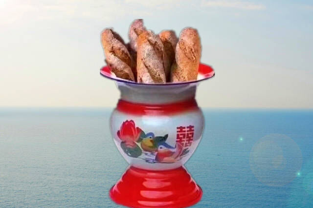 中国痰盂被外国人当“果篮”走红，卖60美元，有人准备拿来吃面