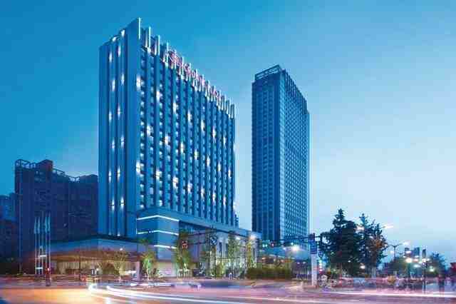 杭州龙湖皇冠假日酒店 | 热门Hotelcation酒店推荐系列