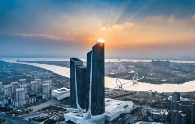 江苏一“巨富豪宅”火了，号称“金陵之光”，主人家是戏曲世家