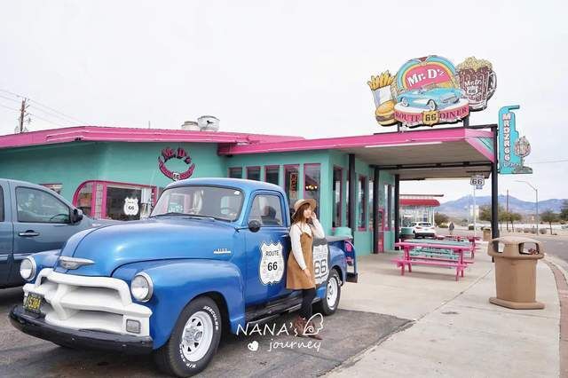 美国西部公路餐厅，竟是如此粉嫩的风格，女生最爱拍照打卡地