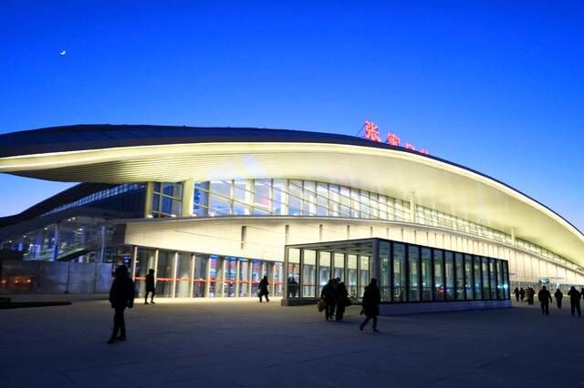 元旦去哪玩儿，京张高铁带你去滑雪，张家口冬季游玩攻略送给你