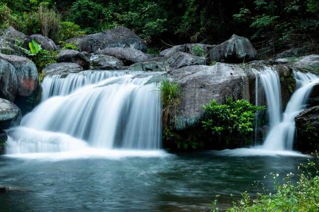 岭南第一瀑布，藏在深山中，风景堪称一绝，一年四季都很美！