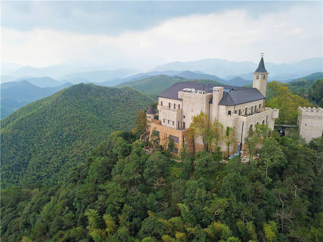 春日赏花，和心爱的ta，一起走进浙江莫干山，享受神仙眷侣慢生活