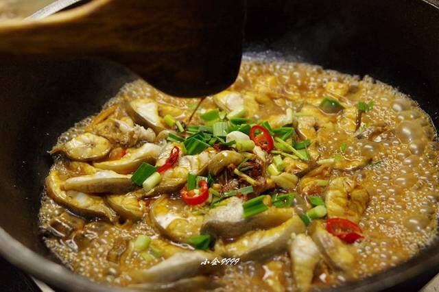 酱油水煮鳗鲡，闽南家常味，小排档大餐馆都爱用