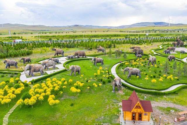 内蒙古夏季旅游，满洲里市扎赉诺尔有个猛犸景区，再现奇观景象